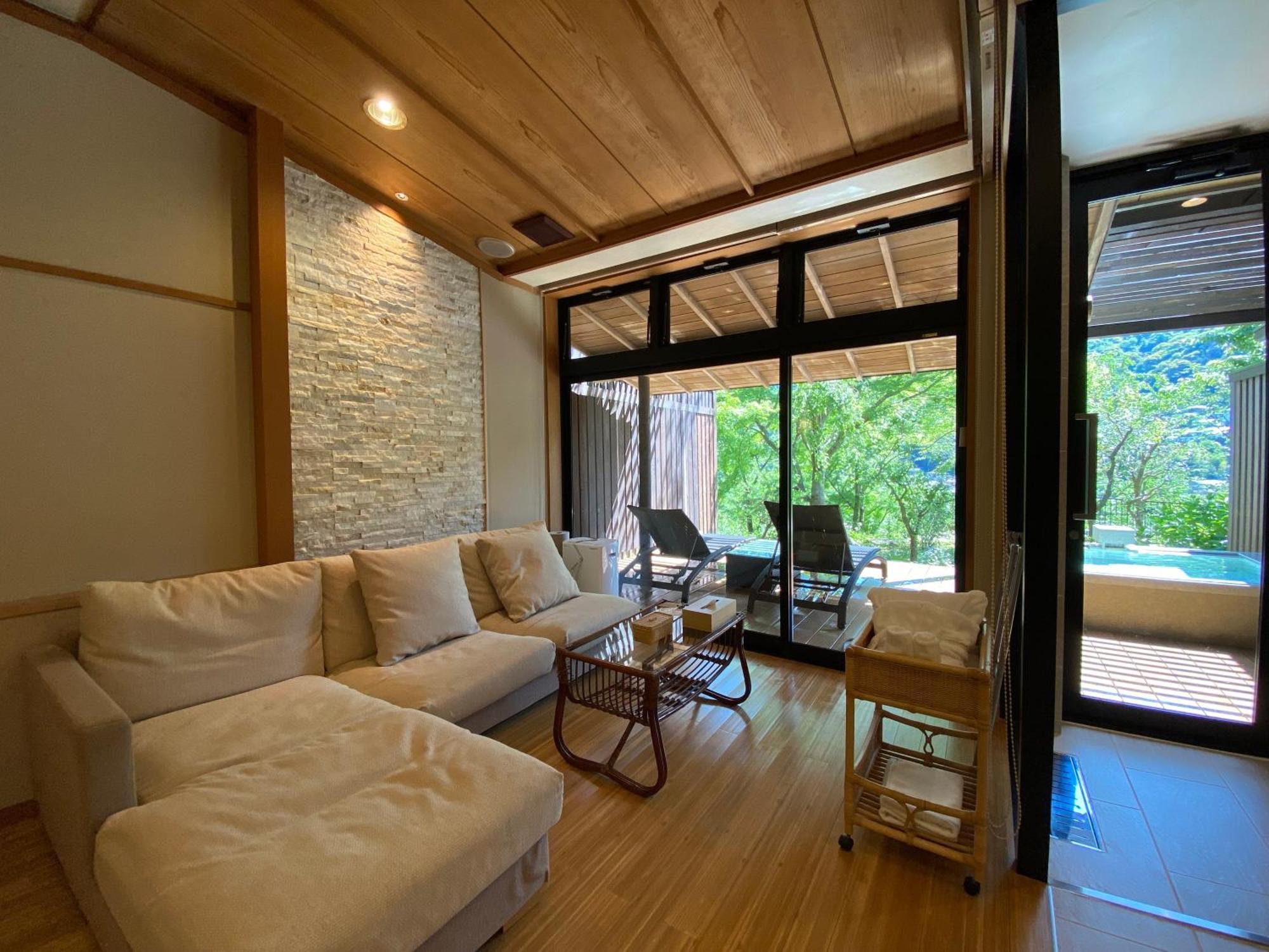 Kaiseki Ryokan Ashikari Югавара Екстериор снимка